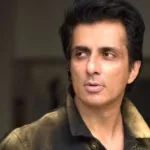 सेवा करने की नियत हो तो सरकार का मुँह नहीं देखा जाता सोनू सूद ने की ऐसे मजदूरों की मदद