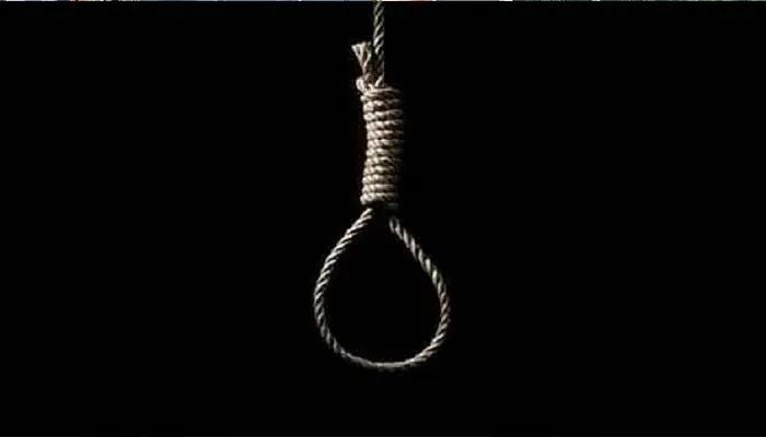 रतलाम : भाई-बहन में मोबाईल पर गेम खेलने की बात हुए झगड़े के बाद 15 वर्षीय भाई ने लगाई फांसी