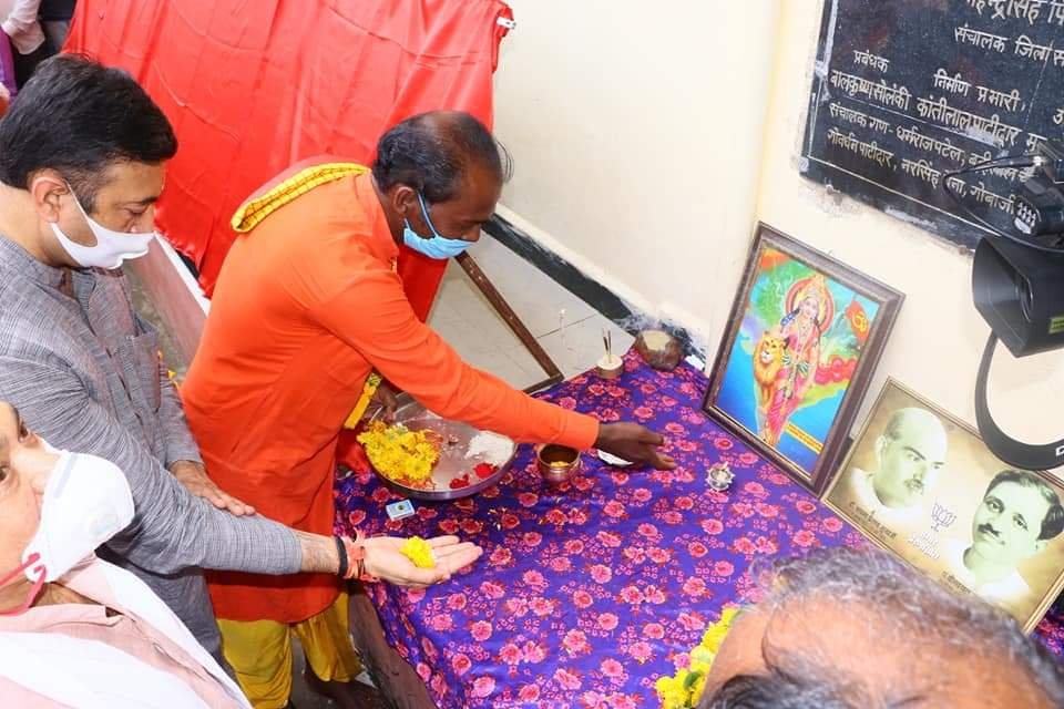 धार : मंत्री राजवर्धन सिंह दत्तीगांव ने संदला में करोड़ों रूपये के कार्यो का लोकार्पण एवं भूमिपूजन किया