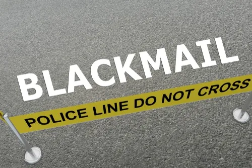 उज्जैन : 3 साल पुराने ब्लैकमेलिंग व प्रताड़ना के मामले में कोर्ट ने आरोपी को 5 सश्रम कारवास