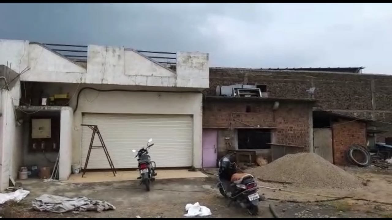 उज्जैन : उद्योगपुरी क्षेत्र में खली-कपास्या की फैक्ट्री में लूट