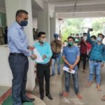 झाबुआ : सर्व हिन्दु समाज ने दिया राज्यपाल के नाम एसपी को ज्ञापन