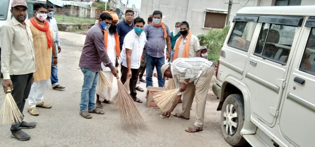 झाबुआ : भाजपा नरेंद्र मोदी का जन्मदिन सेवा सप्ताह के रूप में मनाएगी ।