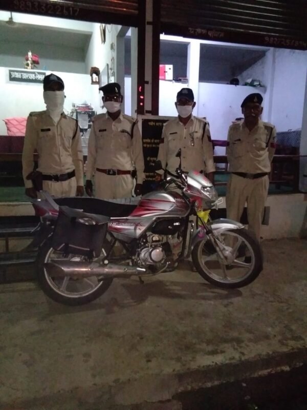 सीहोर : थाना पार्वती पुलिस ने चोरी गई मोटर साइकिल बरामद की
