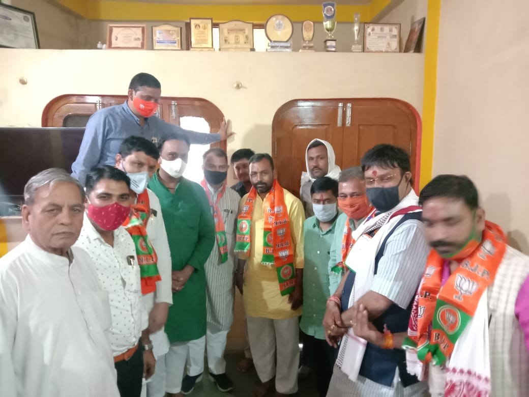 देवास: हाटपिपल्या उपचुनाव में बड़ा ट्विस्ट महेश पाटीदार को मनाने में भाजपा सफल