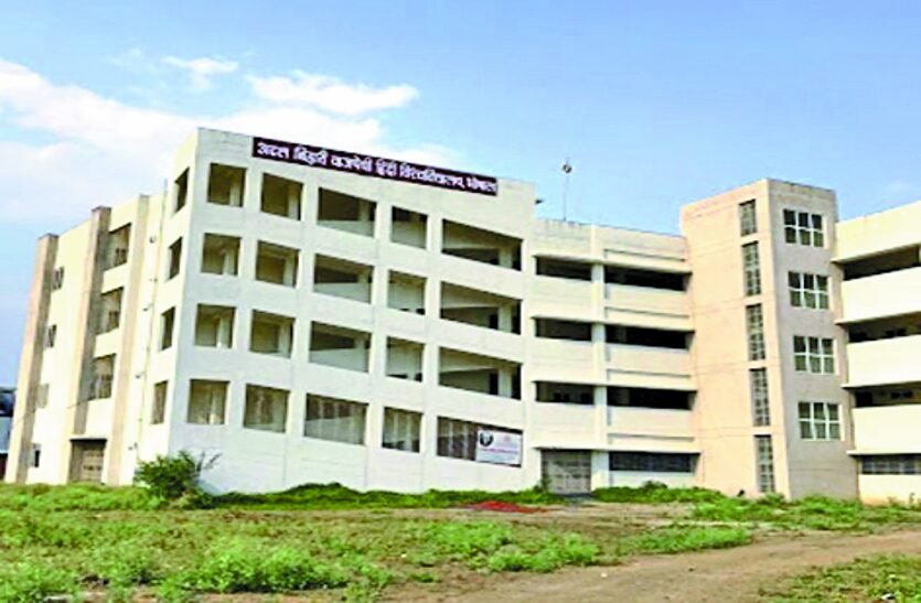 रतलाम : प्राथमिक उपचार केंद्र खोल कर बन सकते है आत्मनिर्भर…