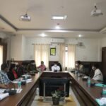 सीहोर : मास्क नहीं पहनने होगी कड़ी कार्यवाही प्रमुख सचिव कोविड-19 ने ली कलेक्ट्रेट में समीक्षा बैठक