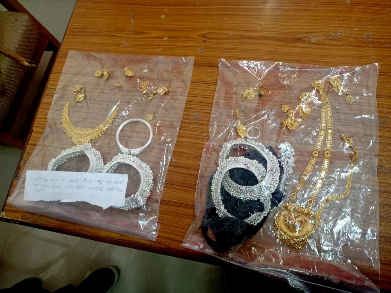 सीहोर : सीहोर पुलिस की बड़ी कार्रवाई, लाखों की चोरी का पर्दाफाश, 02 आरोपी गिरफतार, 10 लाख का माल बरामद