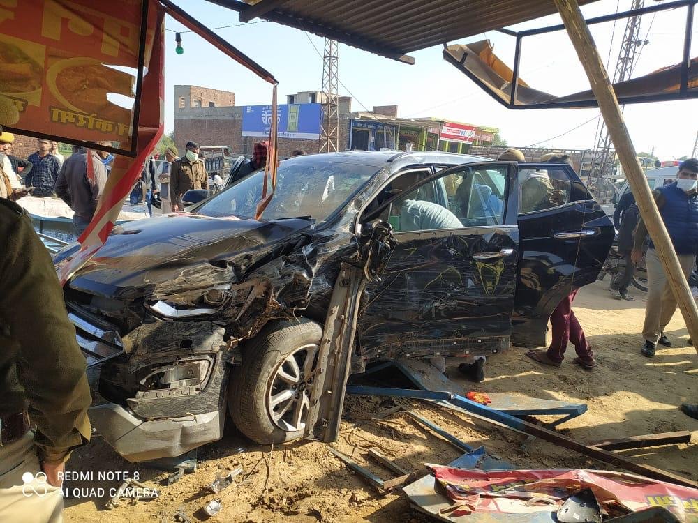 राजस्थान : पूर्व भारतीय क्रिकेट कप्तान मोहम्मद अजरुद्दीन की कार हुई दुर्घटनाग्रस्त