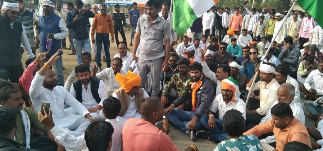 रतलाम : सैलाना ब्लाक कांग्रेस अध्यक्ष व अन्य के खिलाफ केस दर्ज, मामला ट्रेक्टर रैली का