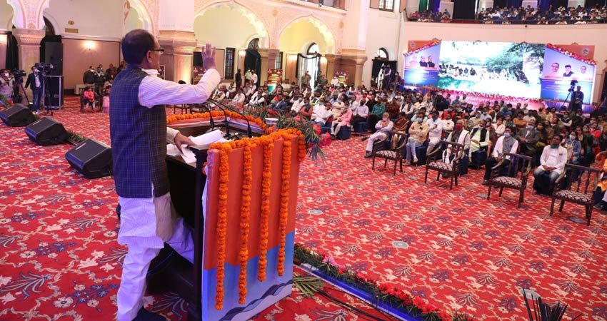 जलाभिषेकम् स्थानीय ही नहीं बल्कि राष्ट्रीय महत्व का कार्यक्रम- रक्षा मंत्री राजनाथ सिंह