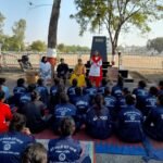 रतलाम : सेनेटरी पैड बांट कर मनाया जन्मदिन, पैड गर्ल का अनूठा अंदाज़