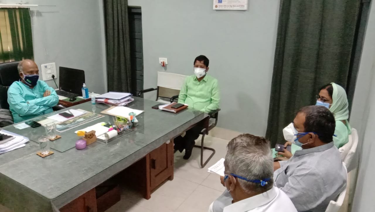 रतलाम : भारी भरकम बिजली बिल कैसे भरेगा मध्यम वर्ग व गरीब ? शहर काँग्रेस ने उठायी आवाज़