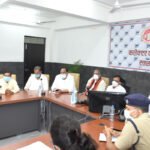 रतलाम : बैठक में निजी निर्माण कार्यो को दी गयी छूट