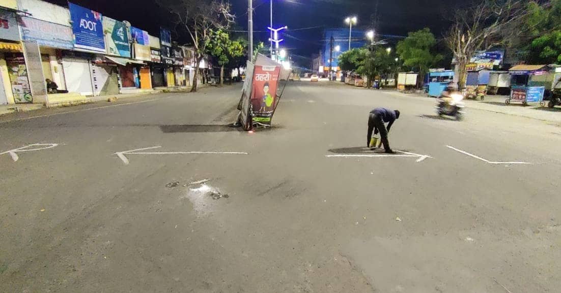 रतलाम : लेफ्ट व राइट सिस्टम से खुलेगी दुकाने, चाय, पोहा व स्ट्रीट फूड की दुकाने फिलहाल रहेगी बन्द