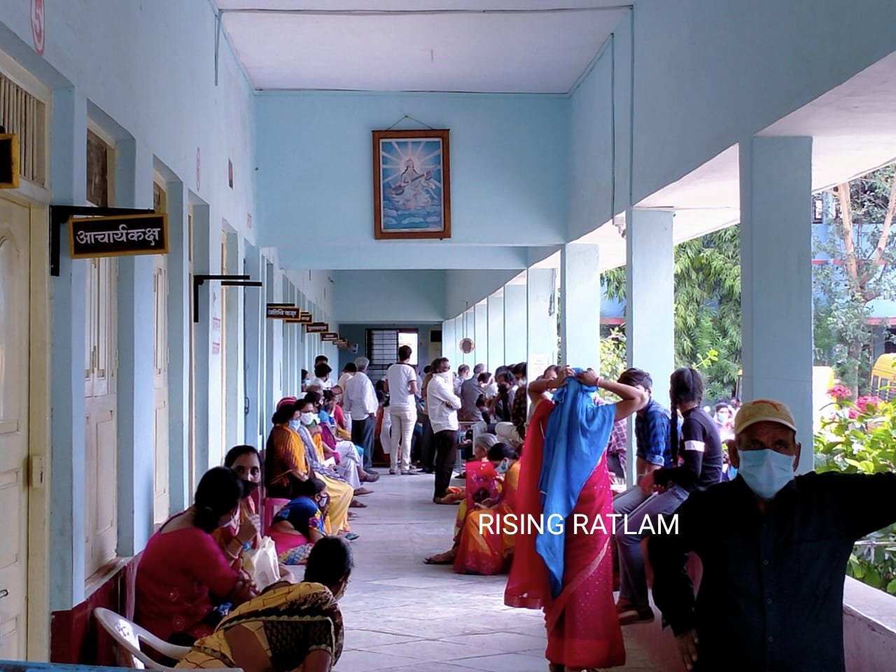 रतलाम : सफल हुआ 45+ के साथ 18+ वालो को टीकाकरण का फार्मूला, 600 लोगो का हुआ टीकाकरण, कल फिर लगेगा शिविर