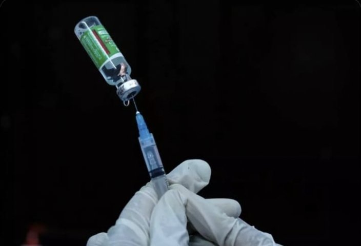 रतलाम : बचे हुए लोगो को ढूँढ- ढूँढकर करे लगाए पहला डोज़, लापरवाही पर कलेक्टर ने किया सैलाना में टी.एस. मेड़ा को निलंबित