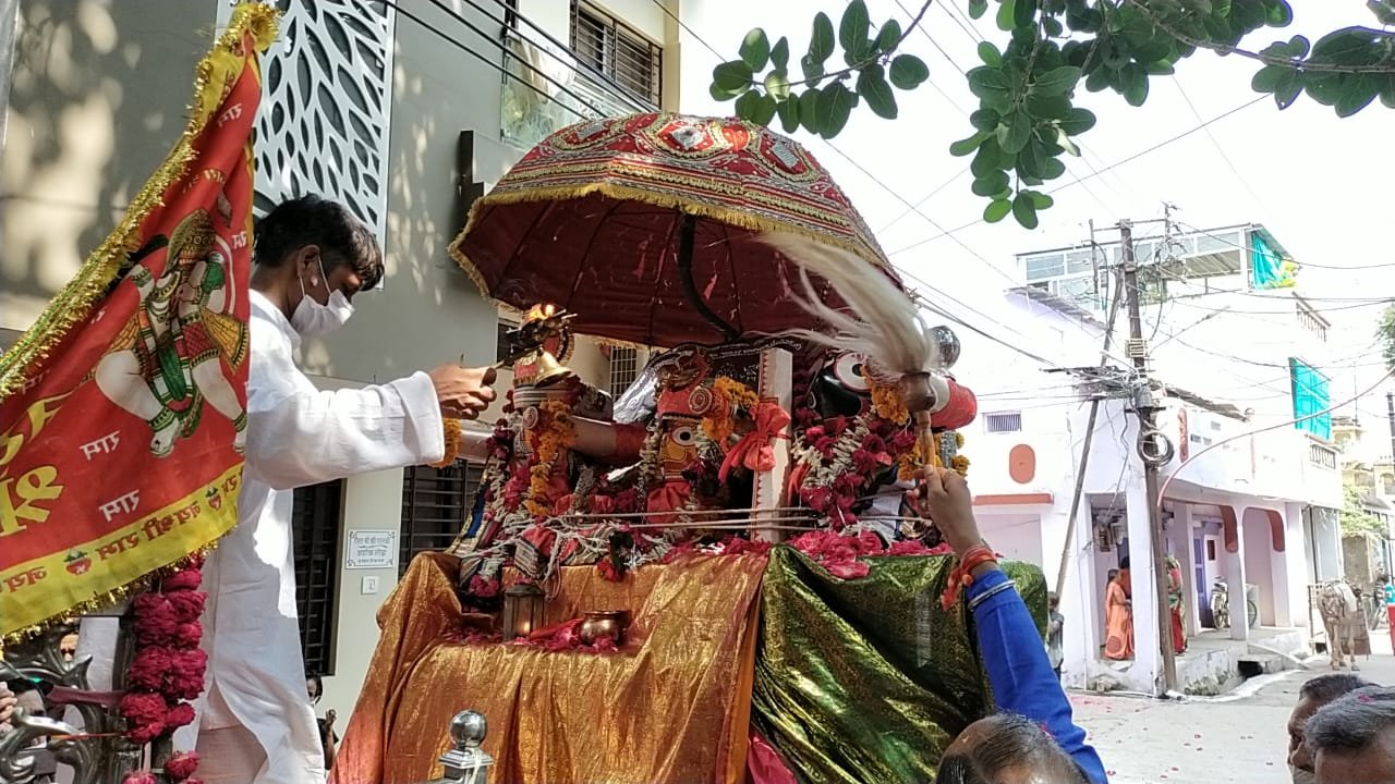 रतलाम : जगन्नाथ भगवान की रथयात्रा को दूसरे साल भी कोरोना ने किया प्रभावित, प्रतिकात्मक हुआ कार्यक्रम