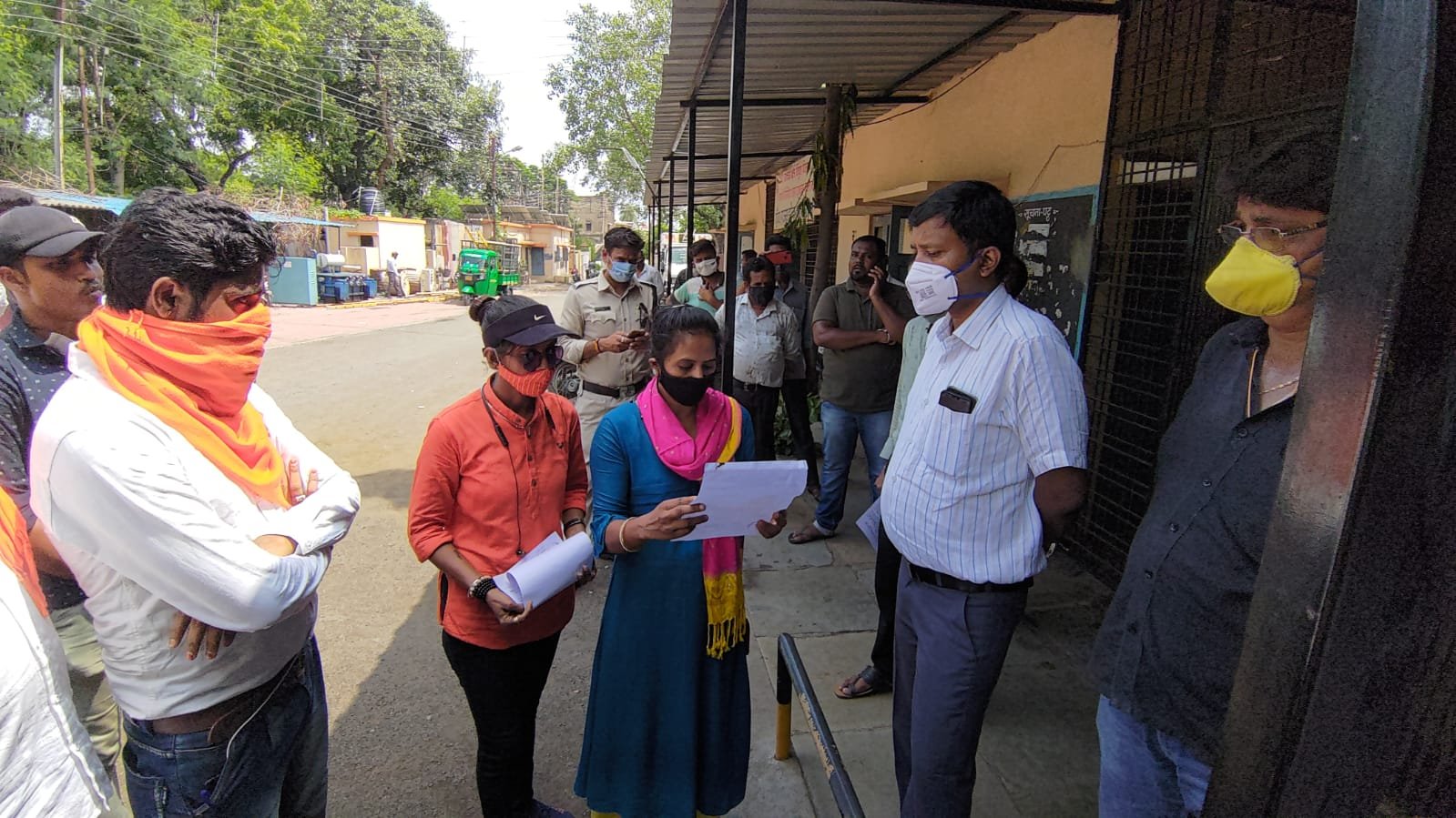 रतलाम : बिजली के बढ़ते बिलो से आम जनता परेशान, अखिल भारत हिन्दू महासभा का ज्ञापन