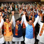 चुनाव की तैयारी में लगे CM और उनके मंत्री उड़ेंगे प्राइवेट हवाई जहाजों से जिसपे खर्च होंगे लगभग 40 करोड़चुनाव