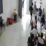 रतलाम : जावरा में युवती ने जड़ा जनपद पंचायत सदस्य को चांटा